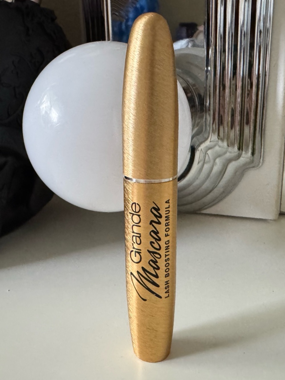 Grande Cosmetics Grande Mascara Lash-Boosting Formula Black Mascara